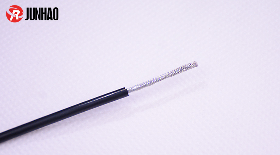 1-1Z5060951045b 玄色单芯1.5平方耐高温硅胶线产品图